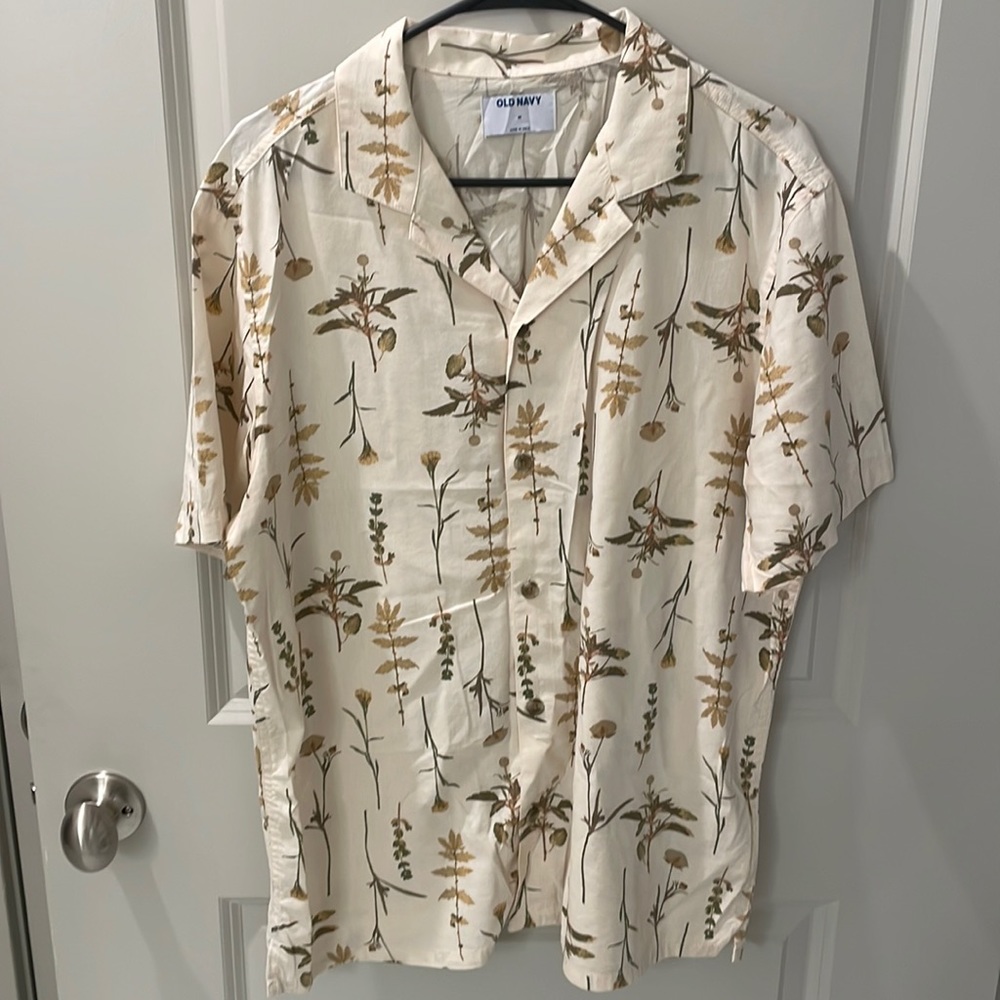 Old Navy Floral button down shirt